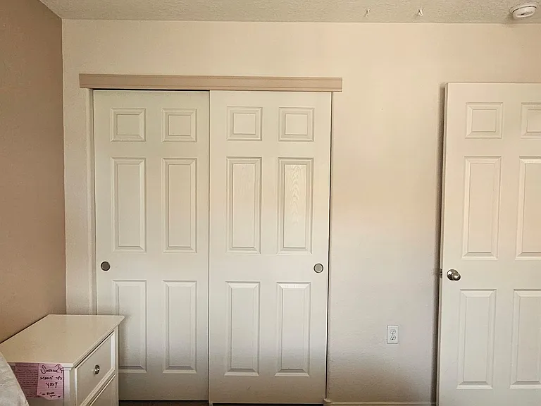 601 Menaul Blvd NE — Photo 25