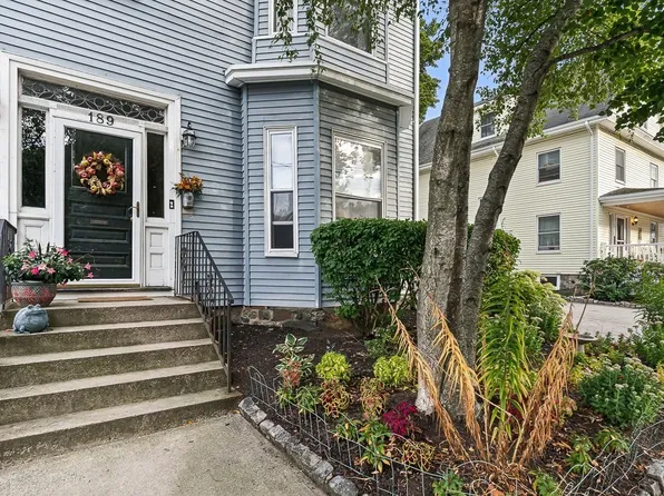 189 Washington St #2, Winchester, MA 01890