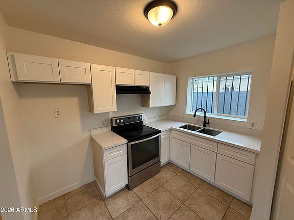 3rd image of 2325 E ROOSEVELT Street