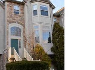 4145 Waterford Dr, Center Valley, PA 18034