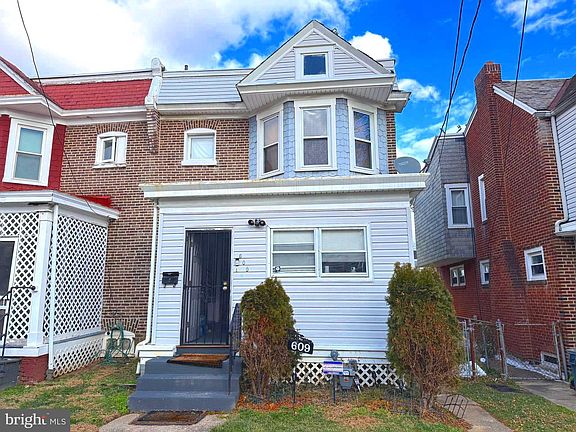 2nd image of 609 W 28th St