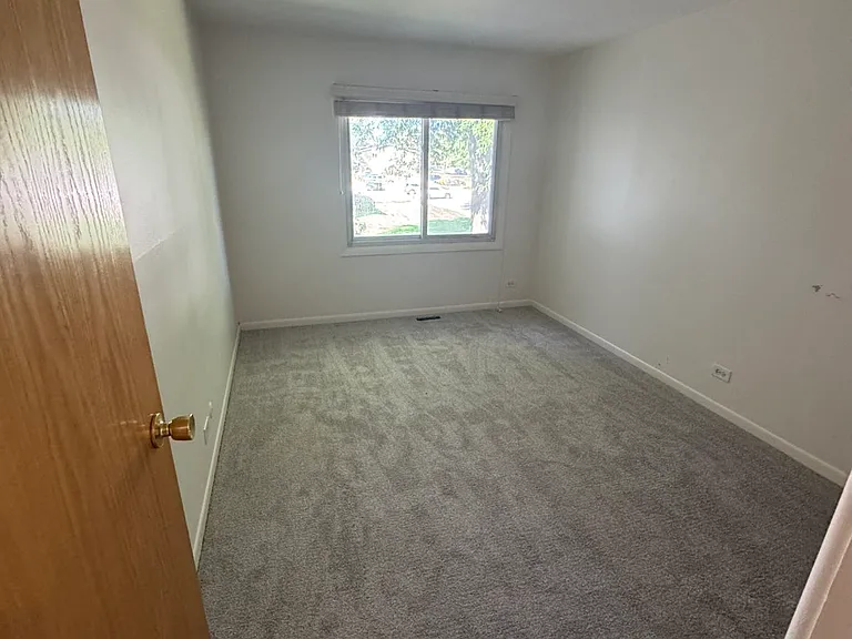 3030 Roberts Dr #5 — Photo 9