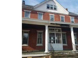 515 Cooper St, Beverly, NJ 08010