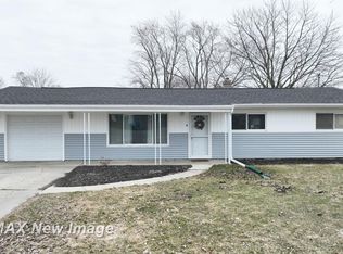 2670 Valley Dr, Saginaw, MI 48603