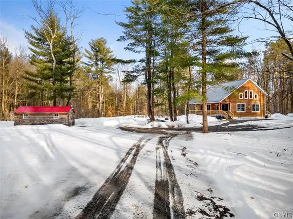 74 Kasoag Lake Rd, Altmar, NY 13302