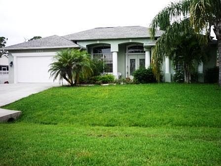 1st image of 1092 SE Seagrass Ave