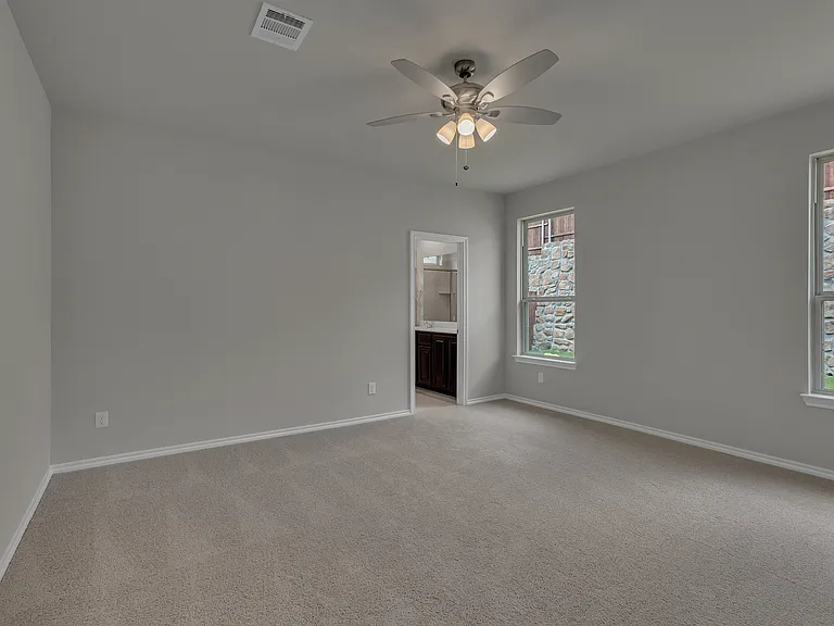 1729 Hazer Ln — Photo 18