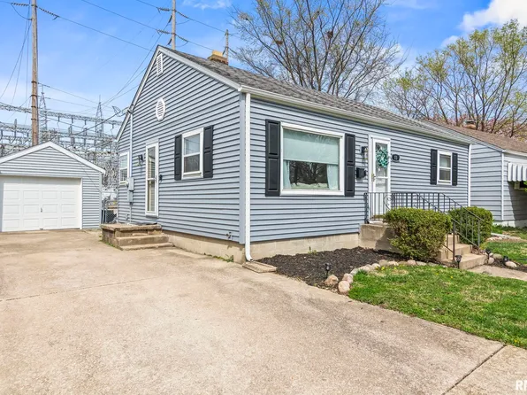 13 Ruth Ct, Springfield, IL 62704