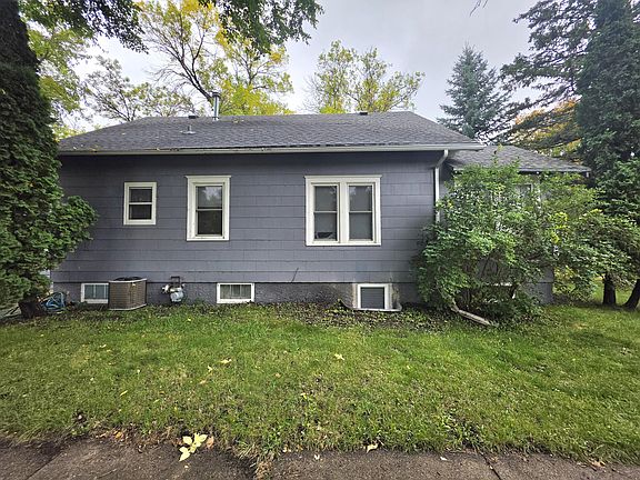 5th image of 1528 S Grant St
