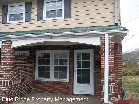 3rd image of 915 Moreland Dr APT 5