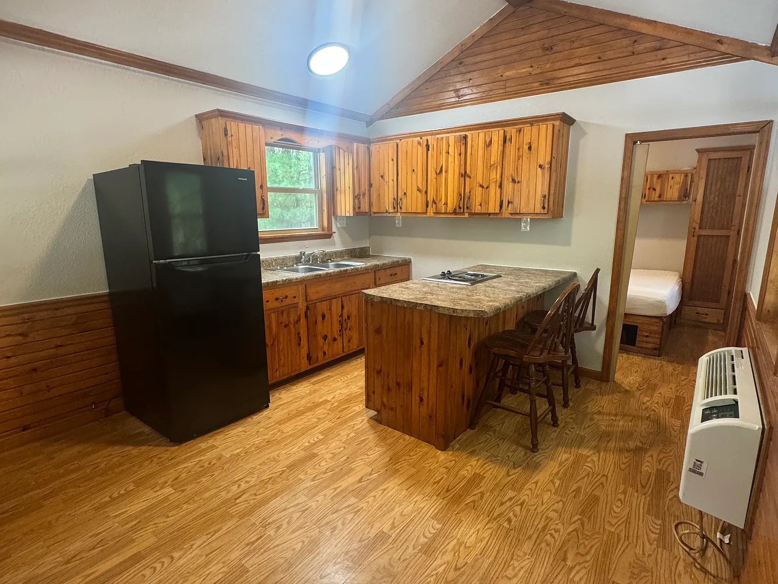 1 bed, 650 sqft, $850 — Photo 4