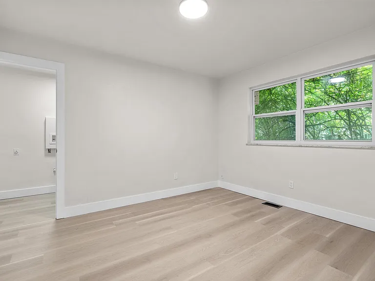 4043 Crest Dr #4041 — Photo 10