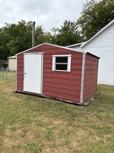 3 bed, 1.5 bath, 1325 sqft, $1,650 — Photo 3