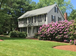 27 Dascomb Rd, Andover, MA 01810