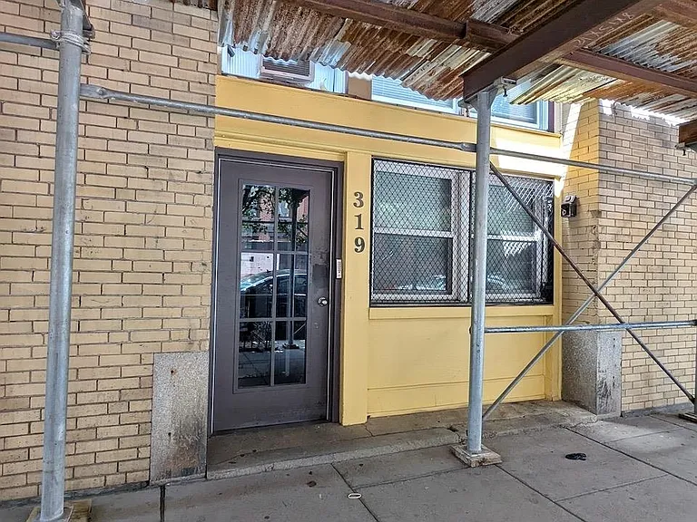 319 Barrow St #6B — Photo 18