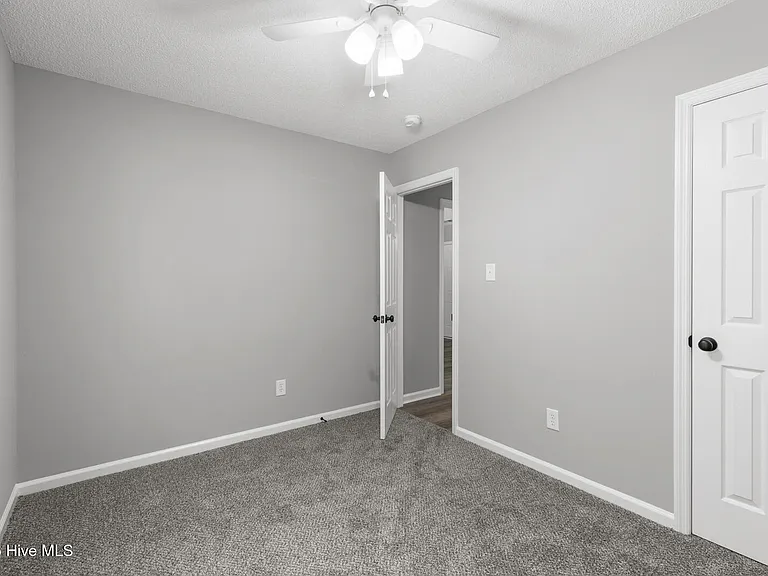 130 Sweetwater Dr — Photo 12