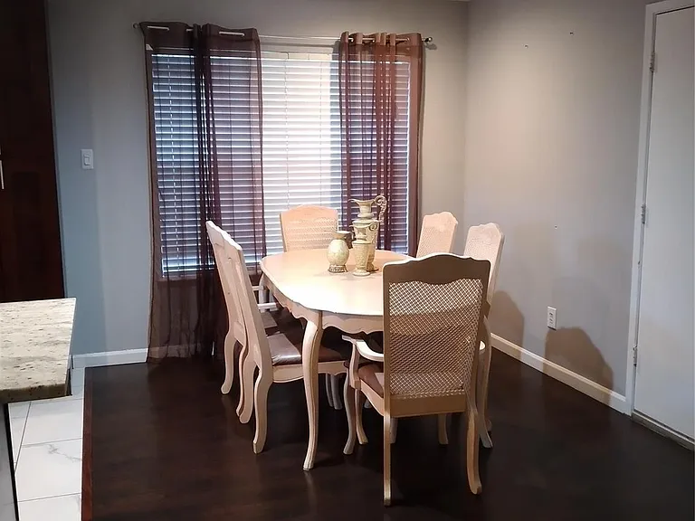 11018 Kirkwell Dr — Photo 5