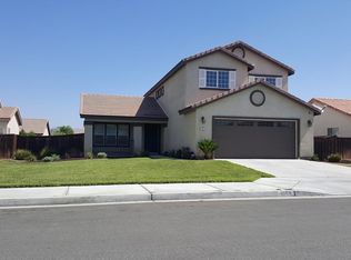 1073 Sun Up Cir, San Jacinto, CA 92582