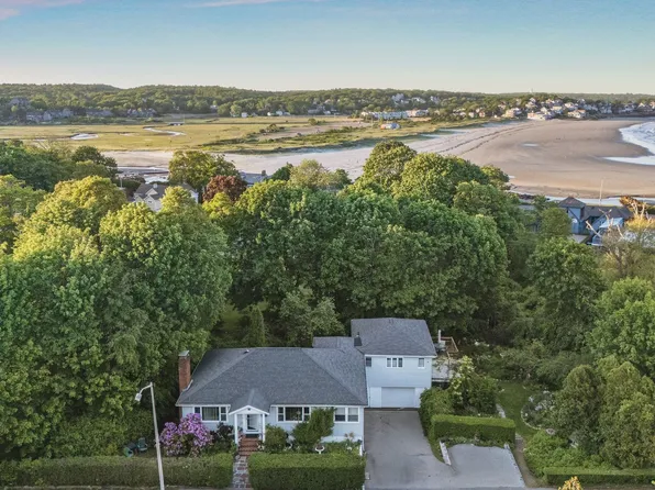 24 Atlantic Rd, Gloucester, MA 01930
