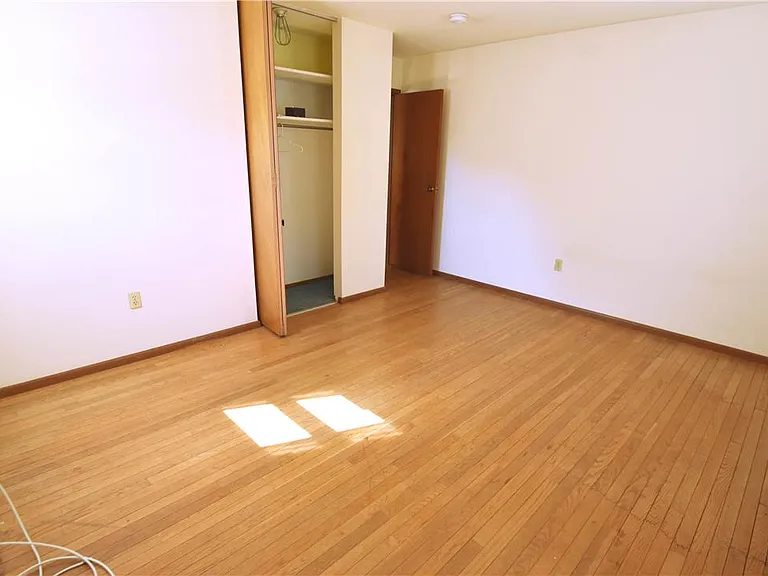 122 E Plainfield Ave — Photo 15