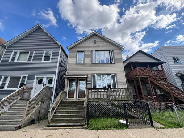 465 W 43rd Pl, Chicago, IL 60609