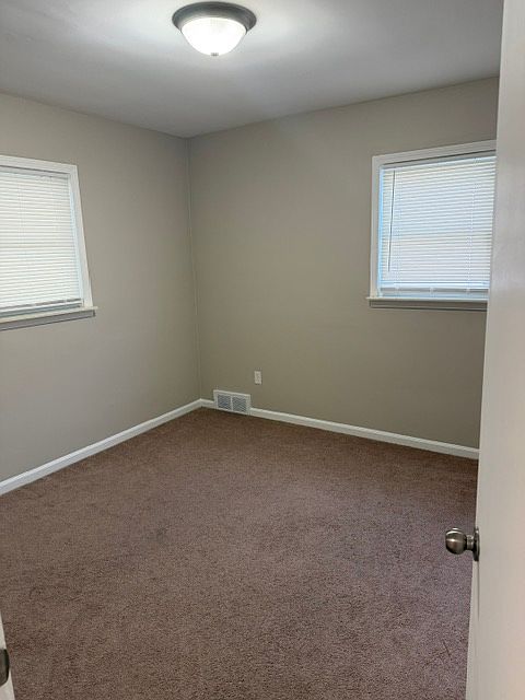23735 Tuscany Ave, photo 11
