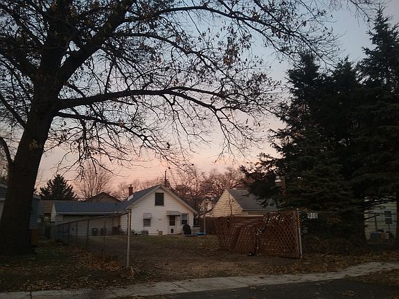 2nd image of 910 Kingsley Dr