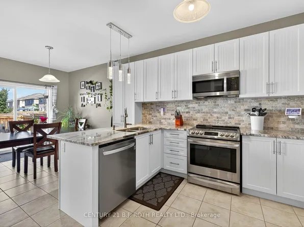 50 Bramsey St, Georgina, ON L0E 1R0