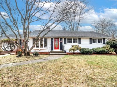 40 Little Plain Road, Trumbull, CT, 06611