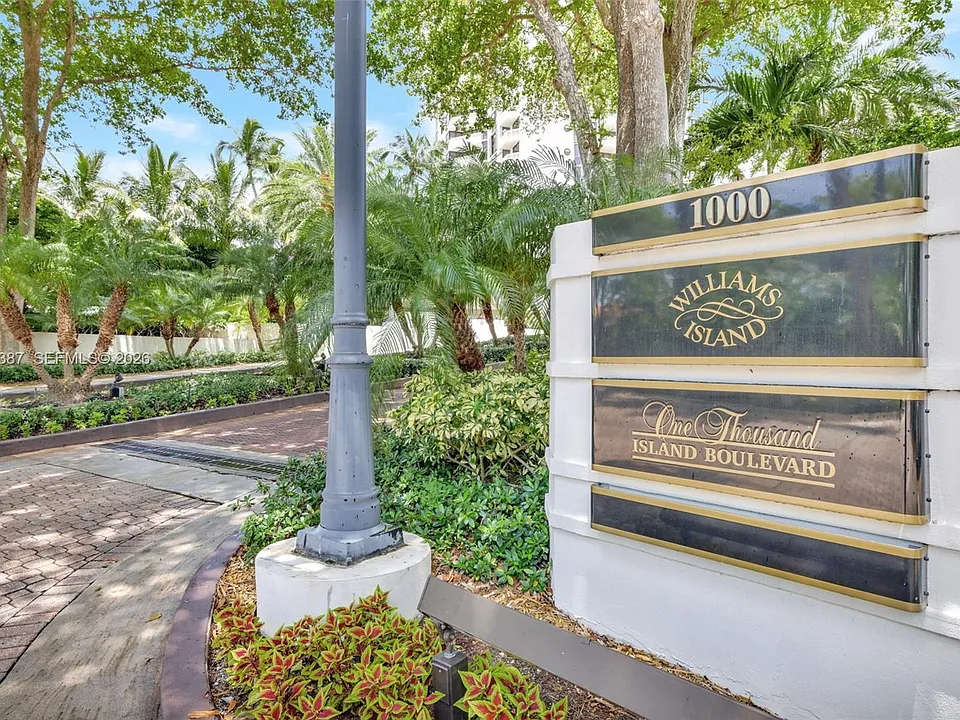 1000 Island Blvd #1510