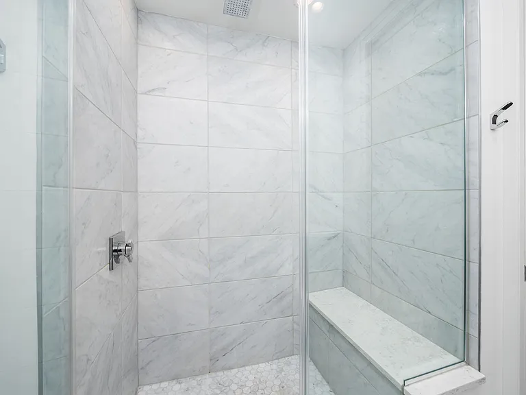 239 Auden Ave — Photo 21