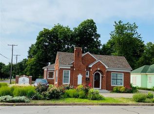 501 W Chambers St, Cleburne, TX 76033