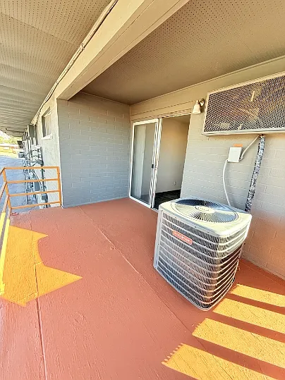 CATALINA VISTA APARTMENTS — Photo 81