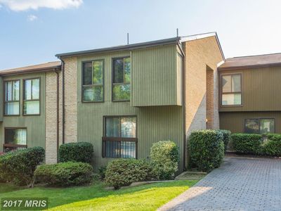 3156 Eakin Park Ct, Fairfax, VA, 22031