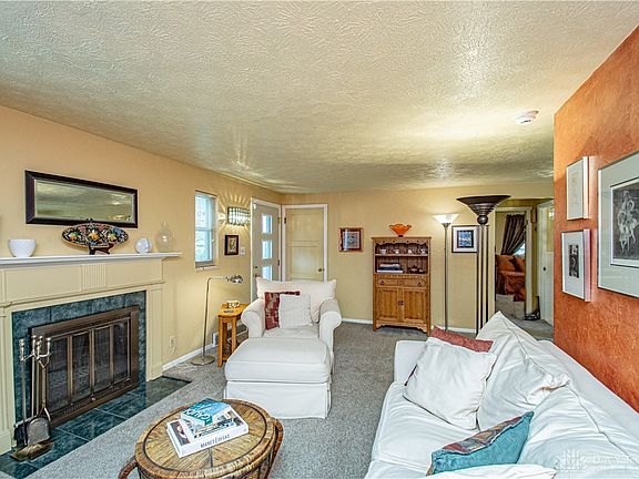 4th image of 3709 Strathmoor Dr