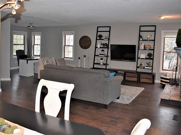 Main Floor Living/Office