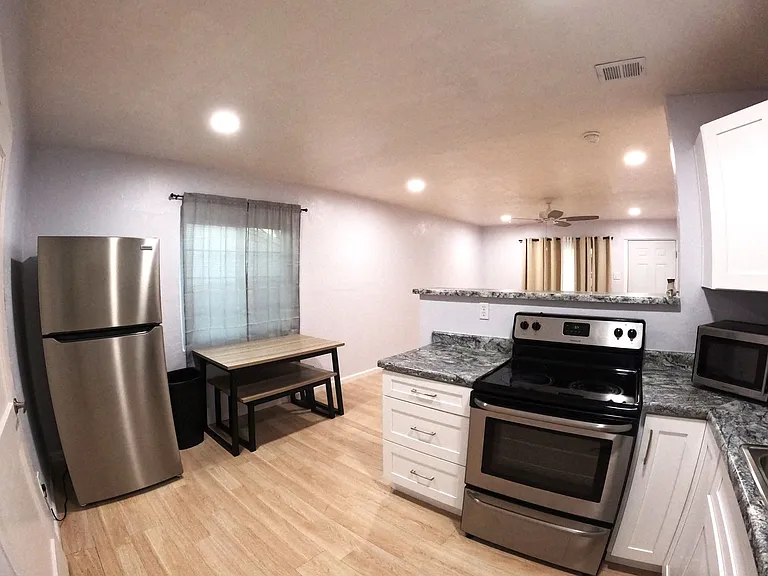 1716 Princess Jeanne Dr — Photo 10