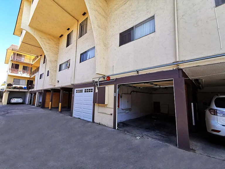 4538 Norwood St — Photo 15