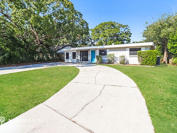 3rd image of 2120 Catalina Dr