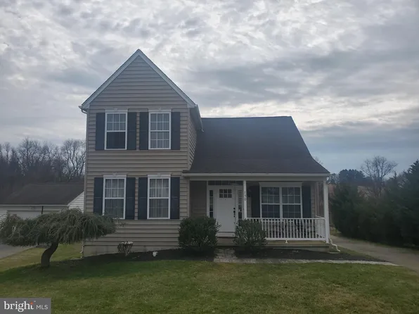 750 Risinghurst Ln, Oxford, PA 19363