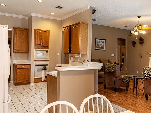 3rd image of 8004 Mount Shasta Cir