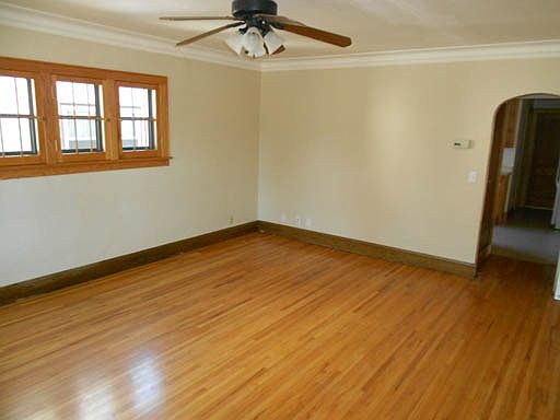 Living room with Hardwood Floors