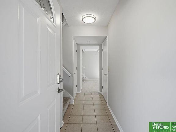 5th image of 5018 S 94th St