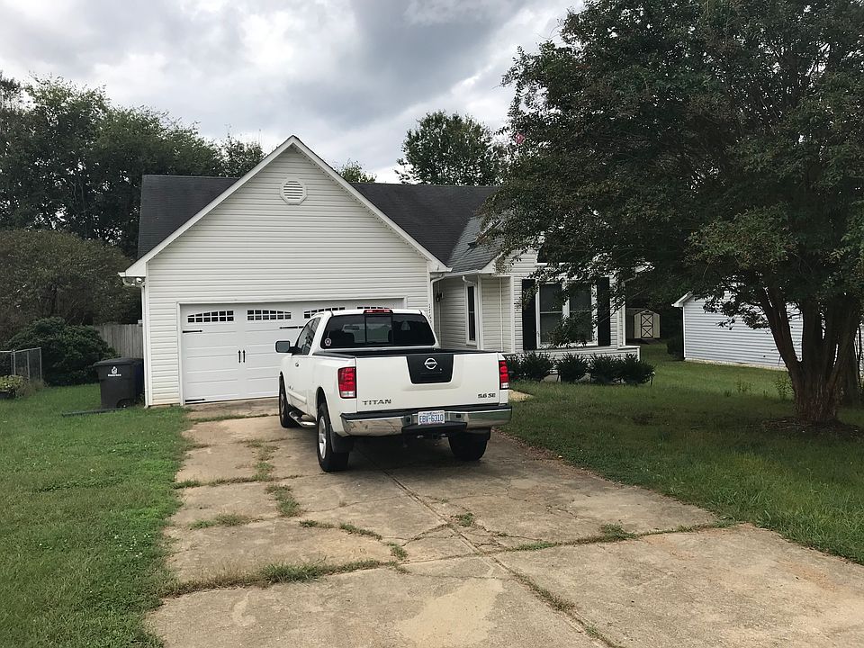 1st image of 1769 Carriage Cove Ln