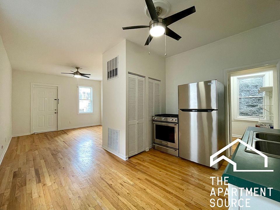 1st image of 2221 N Hoyne Ave #2R