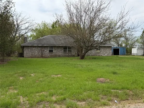 1490 County Road 44550, Paris, TX 75462