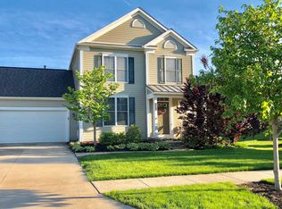 28854 N Village Ln, Glenwillow, OH 44139
