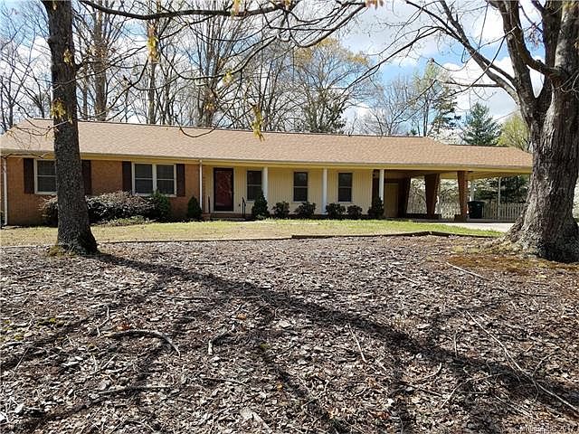 1st image of 2024 Sprucewood St