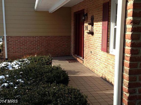 3rd image of 108 Beverly Dr