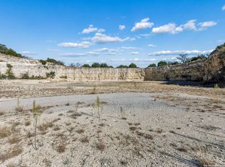 944 Metzger Rd, Fredericksburg, TX 78624
